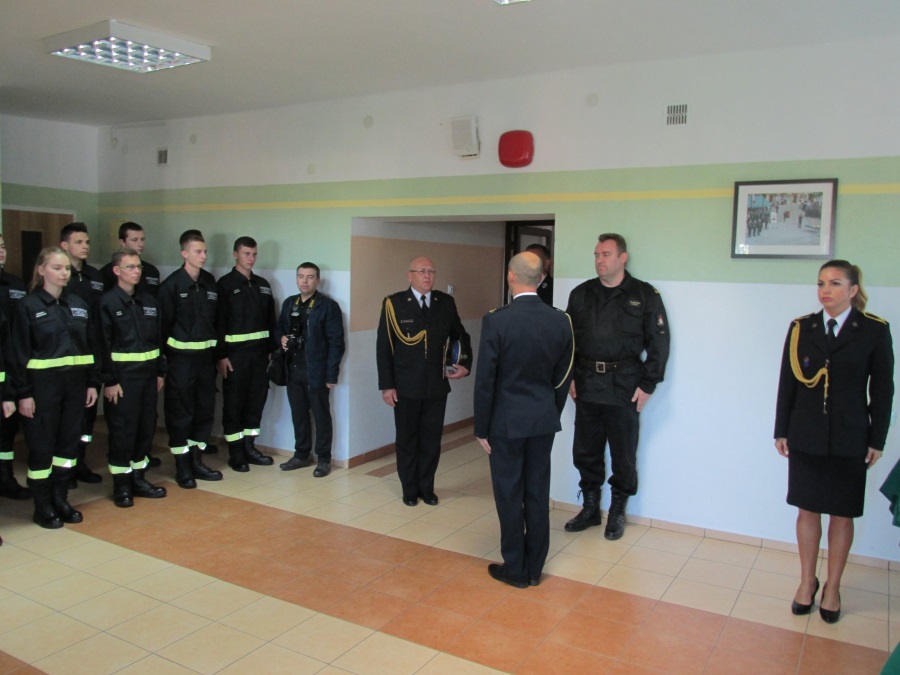 mt_gallery: Ślubowanie nowych strażaków wstępujących do służby w Komendzie Miejskiej PSP w Chełmie.