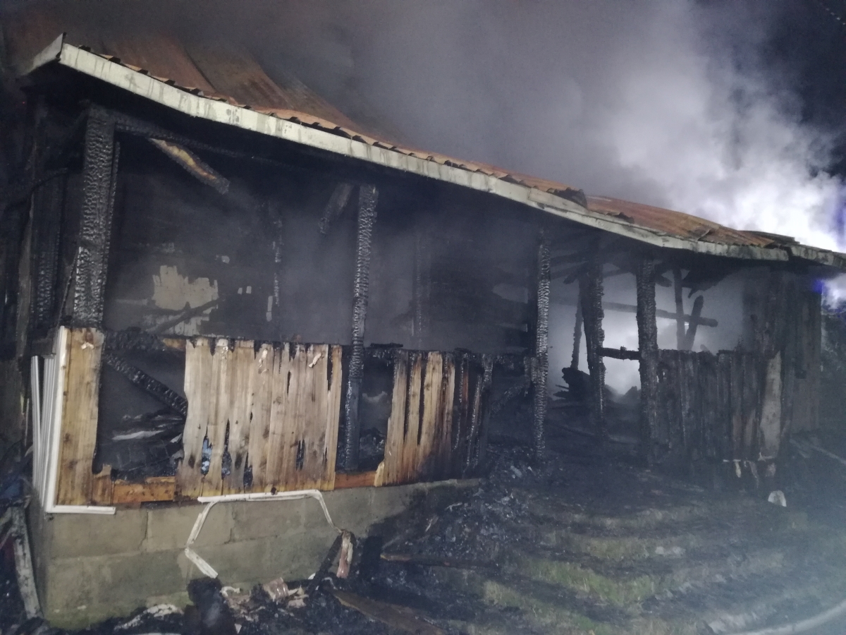 mt_gallery: Pożar drewnianego domu w Nieliszu.
